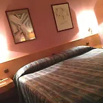 Ca' 4*